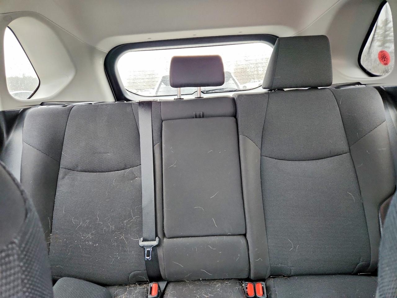 2021 TOYOTA RAV4 LE photo 19