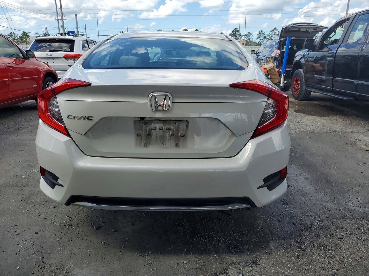2020 HONDA CIVIC LX photo 6