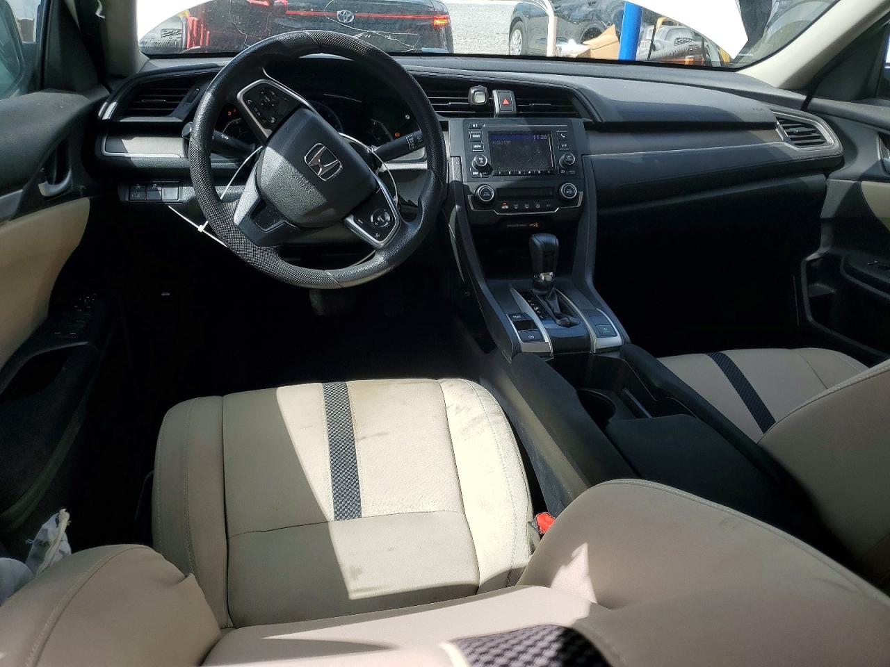2020 HONDA CIVIC LX photo 8