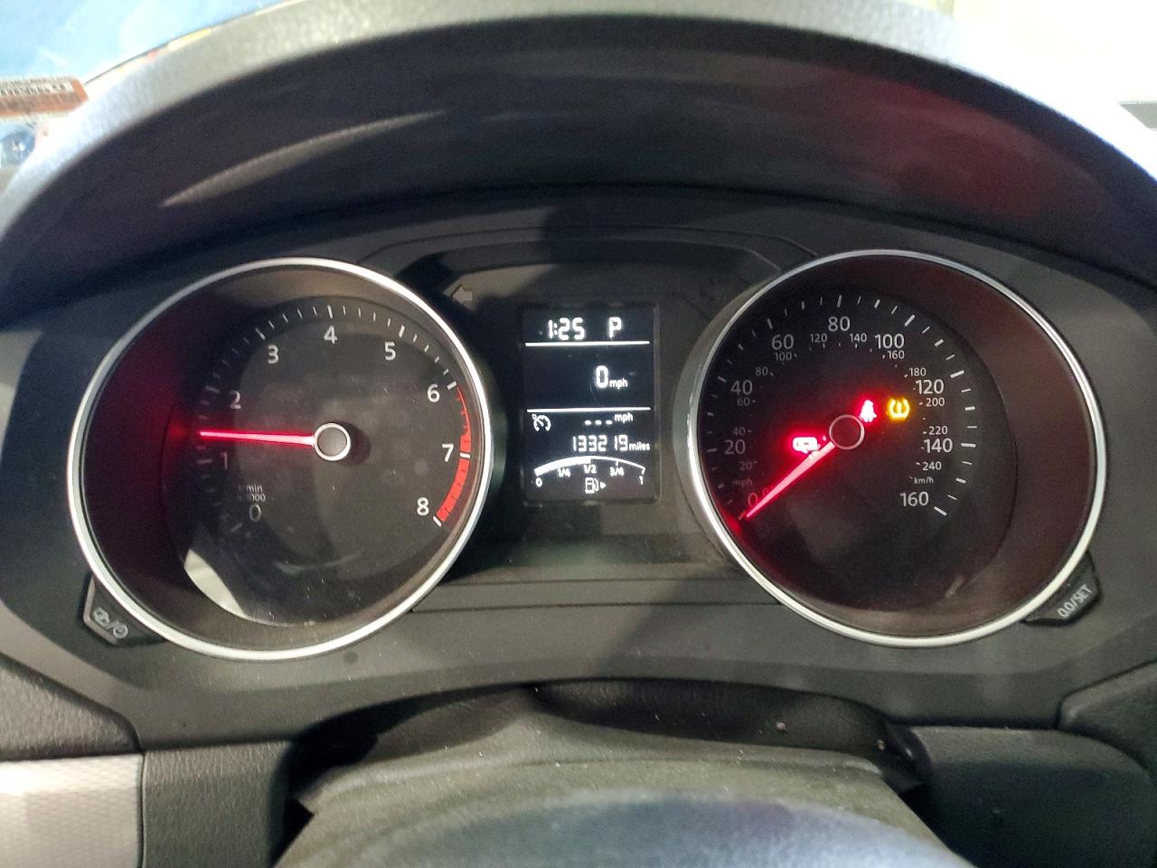 2017 VOLKSWAGEN JETTA photo 17