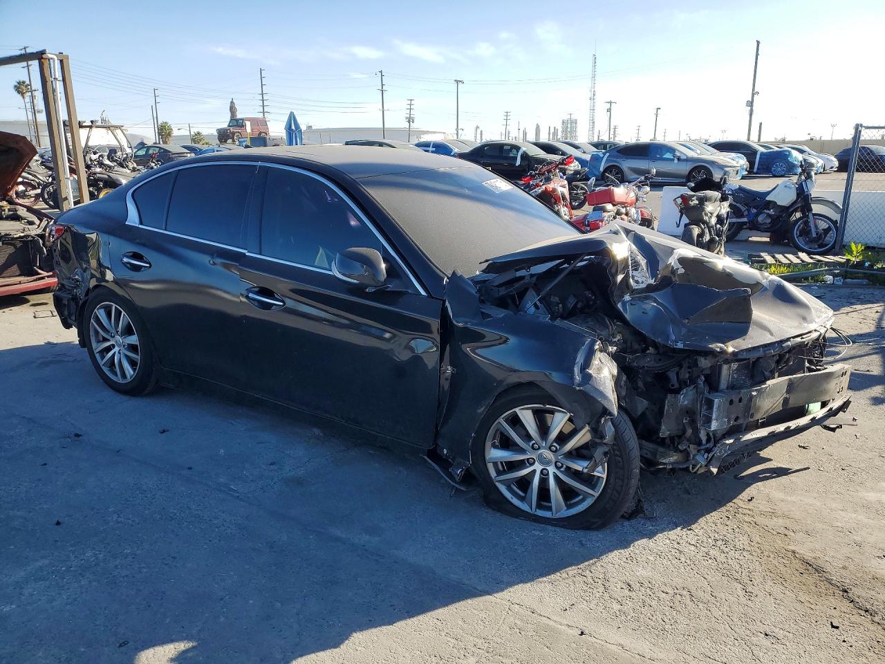 2015 INFINITI Q50 PREMIUM photo 7
