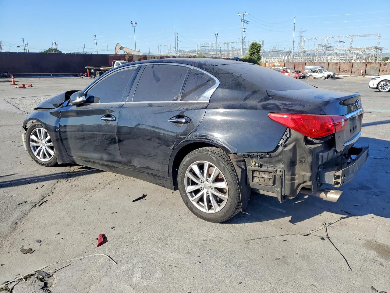 2015 INFINITI Q50 PREMIUM photo 3