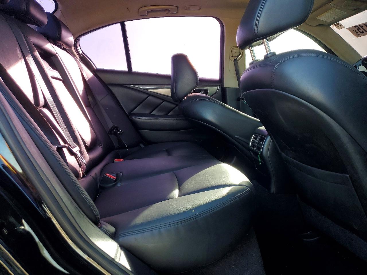 2015 INFINITI Q50 PREMIUM photo 19