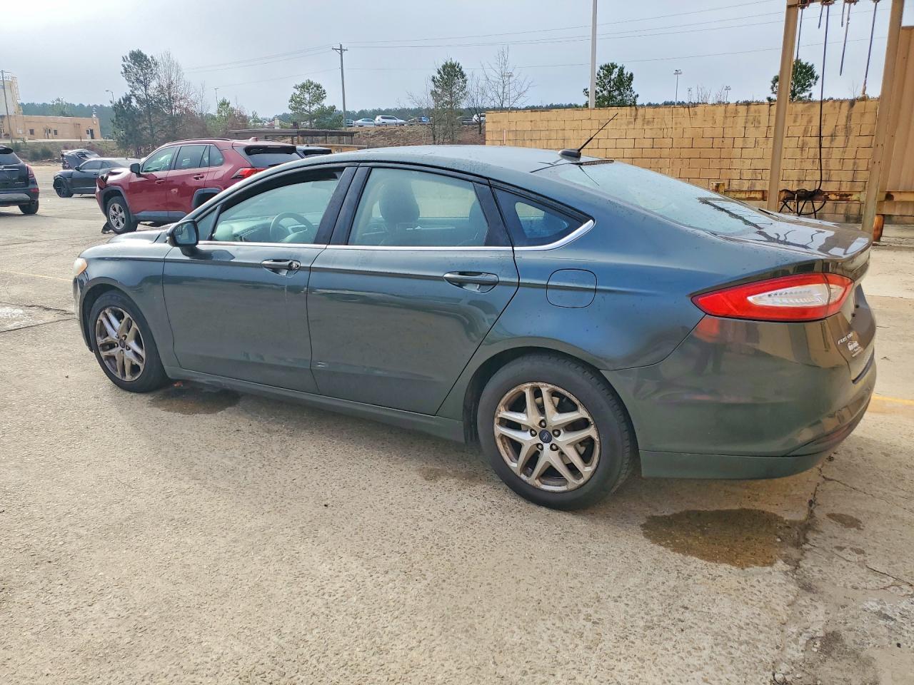 2016 FORD FUSION SE photo 4
