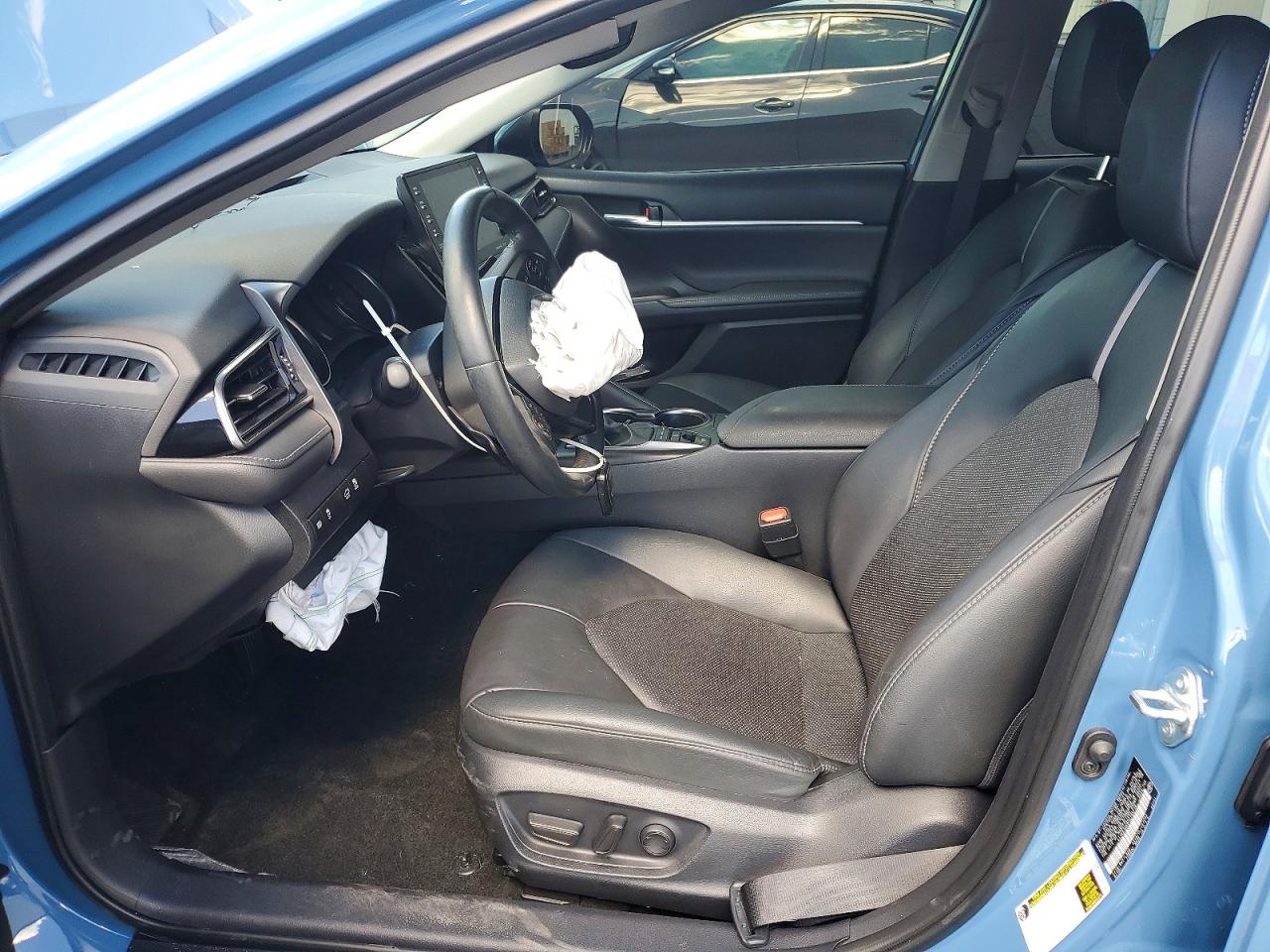 2023 TOYOTA CAMRY XSE photo 13
