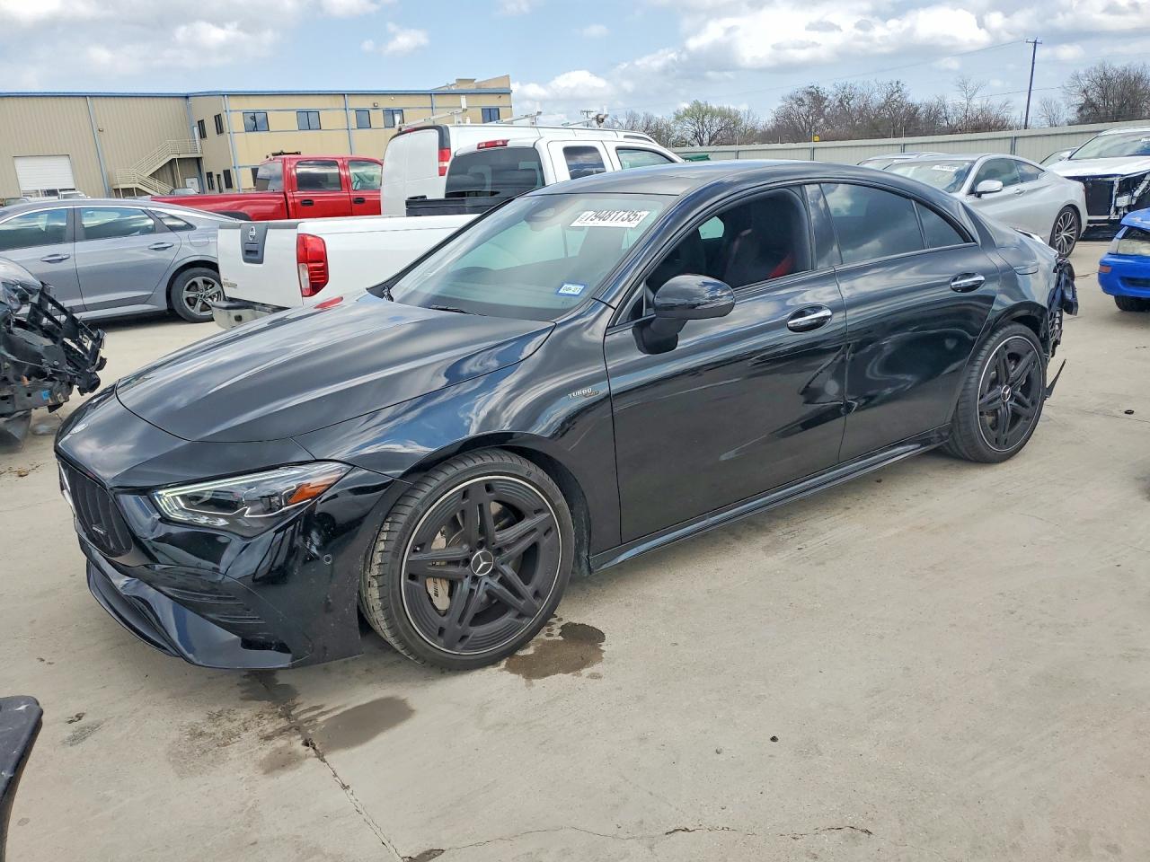 2025 MERCEDES-BENZ CLA