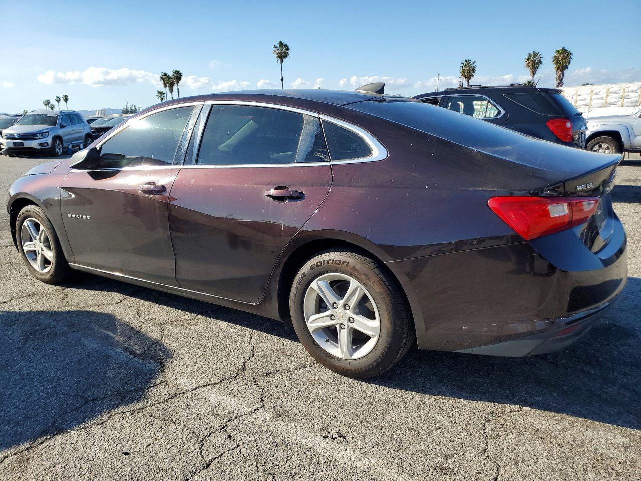 2020 CHEVROLET MALIBU LS photo 4
