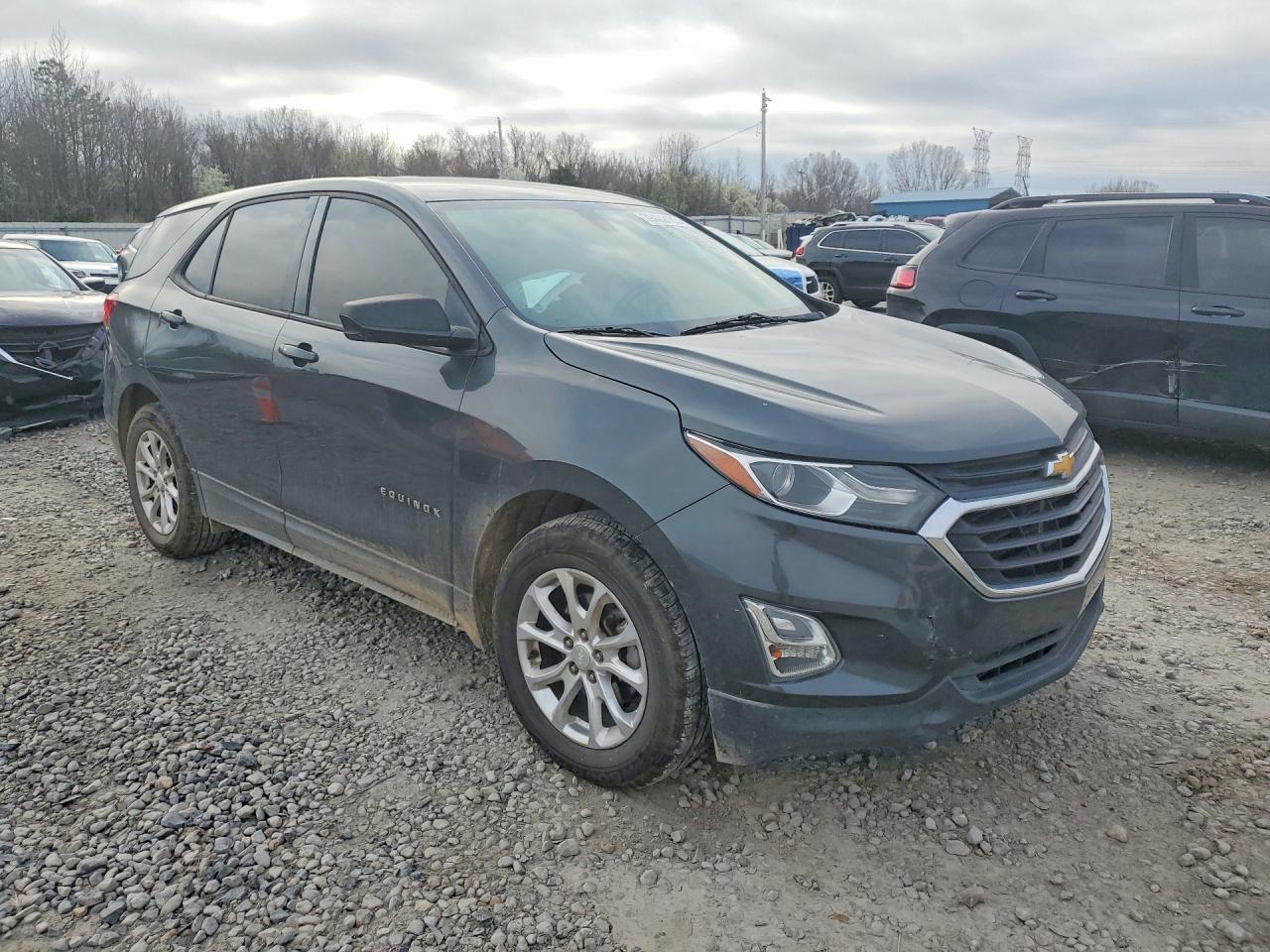 2018 CHEVROLET EQUINOX LS photo 4