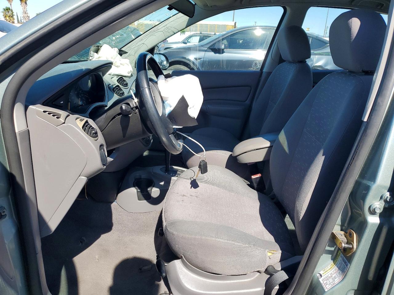 2004 FORD FOCUS ZX5 photo 7