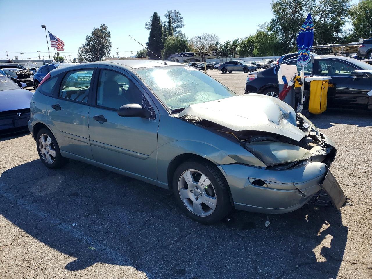 2004 FORD FOCUS ZX5 photo 4