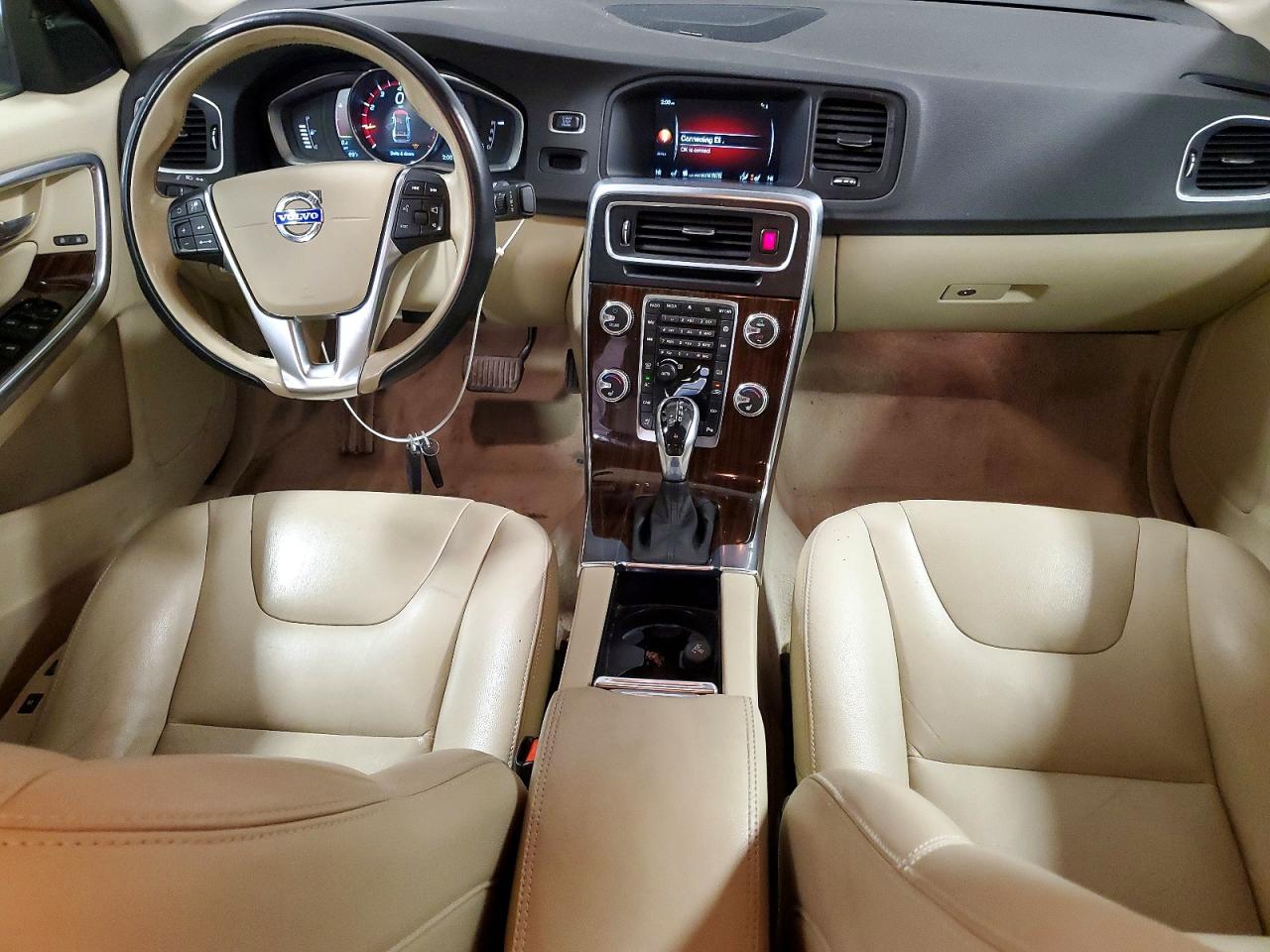 2015 VOLVO S60 PLATINUM photo 15
