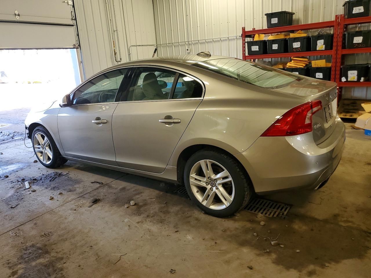 2015 VOLVO S60 PLATINUM photo 3