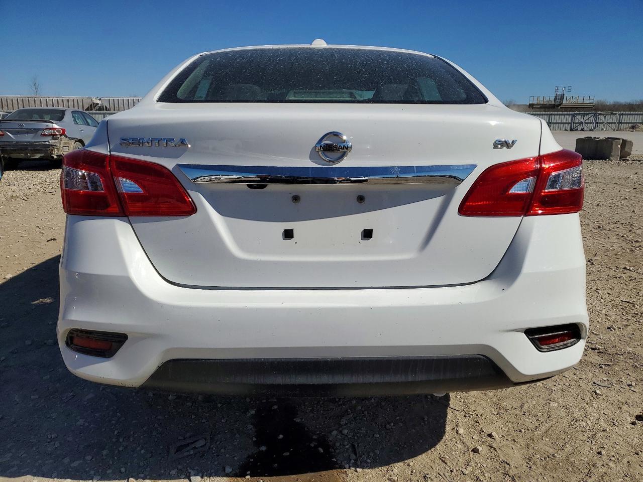 2017 NISSAN SENTRA SV photo 11