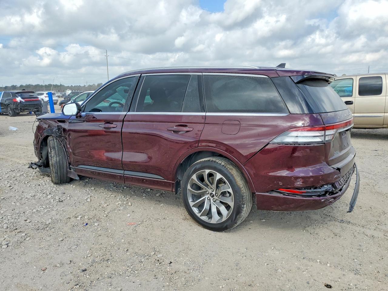 2021 LINCOLN AVIATOR GRAND TOURING photo 2
