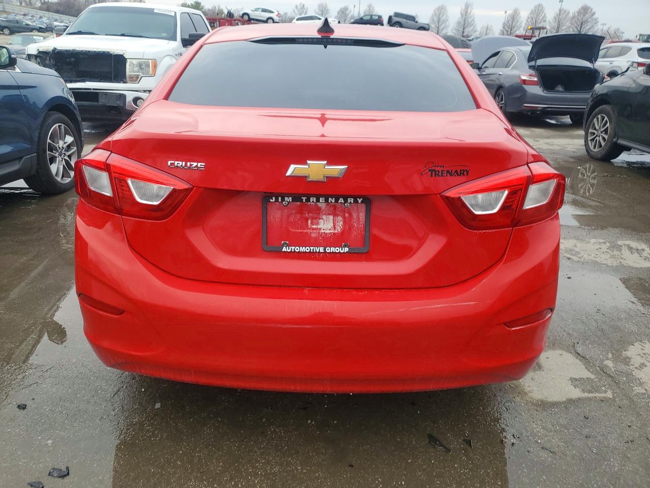 2017 CHEVROLET CRUZE LS photo 11