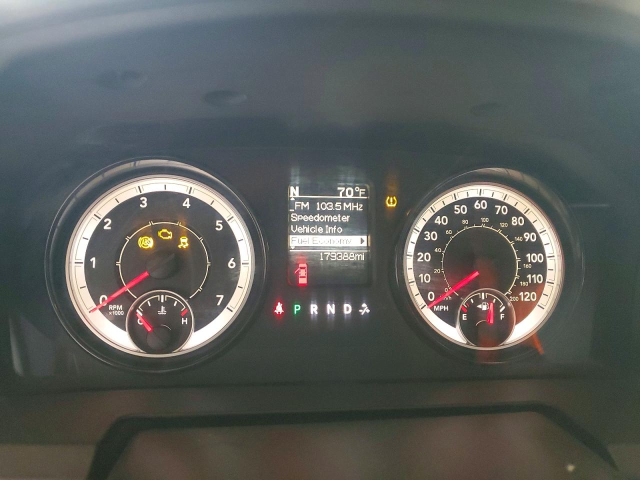 2018 RAM 1500 ST photo 17