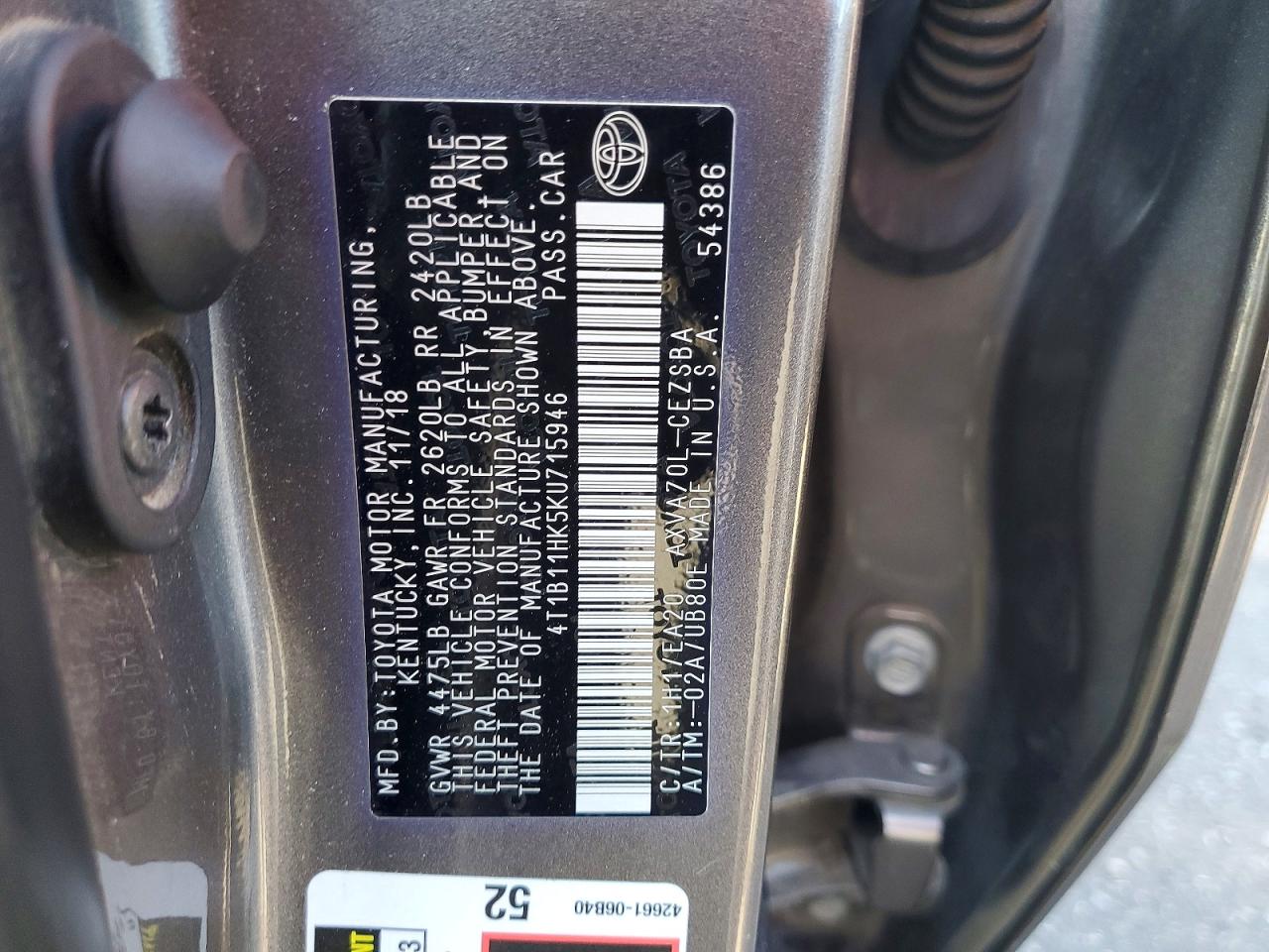 2019 TOYOTA CAMRY SE photo 34