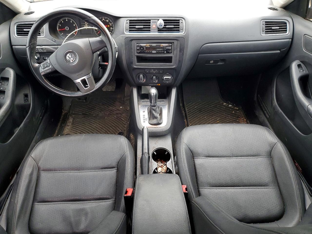 2012 VOLKSWAGEN JETTA SE photo 8