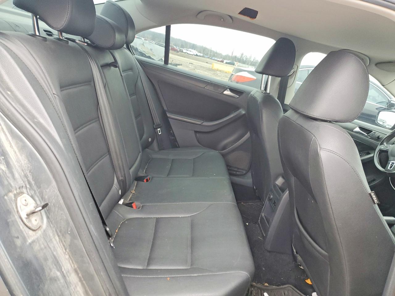 2012 VOLKSWAGEN JETTA SE photo 10