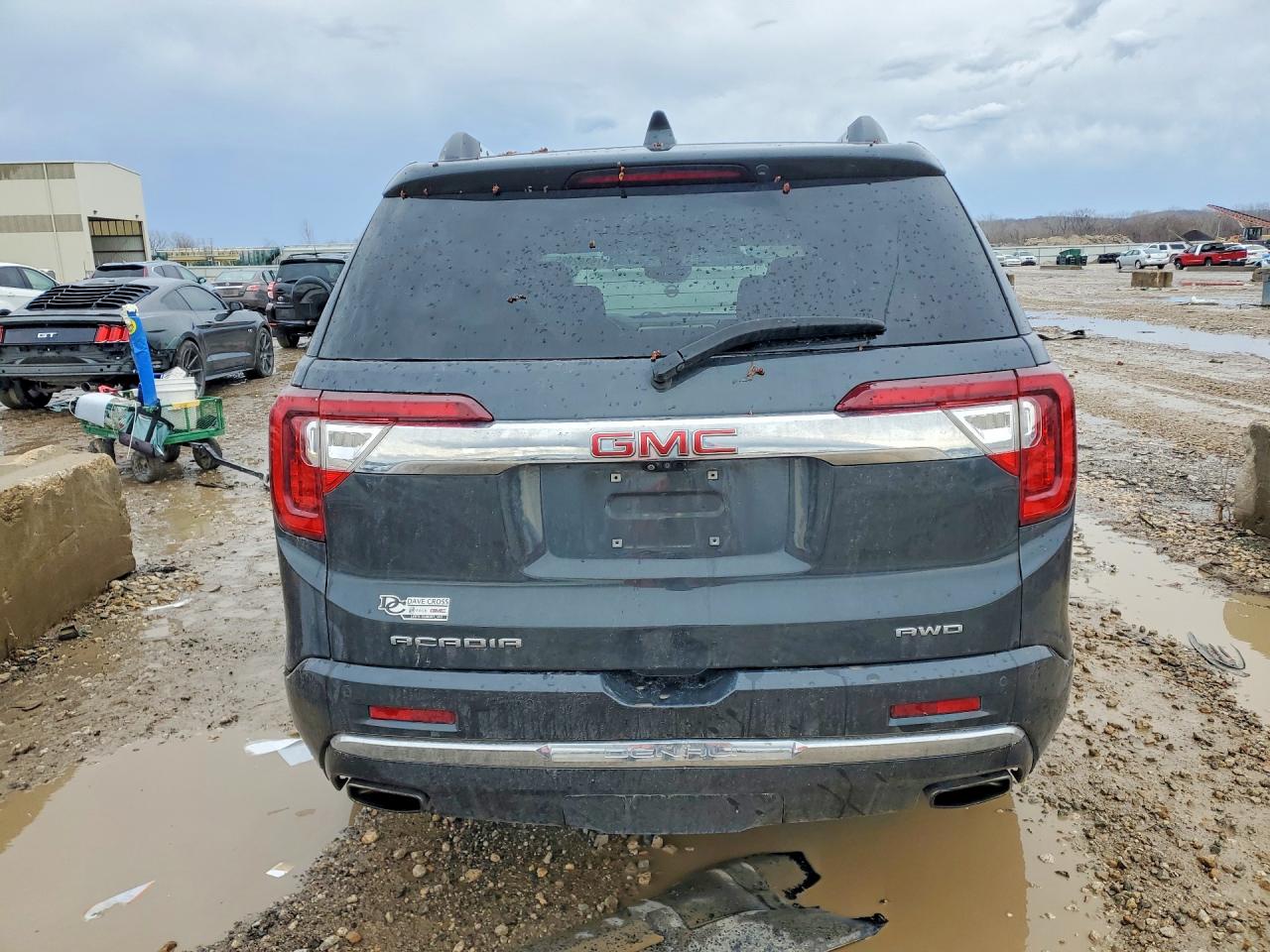 2021 GMC ACADIA DENALI photo 16