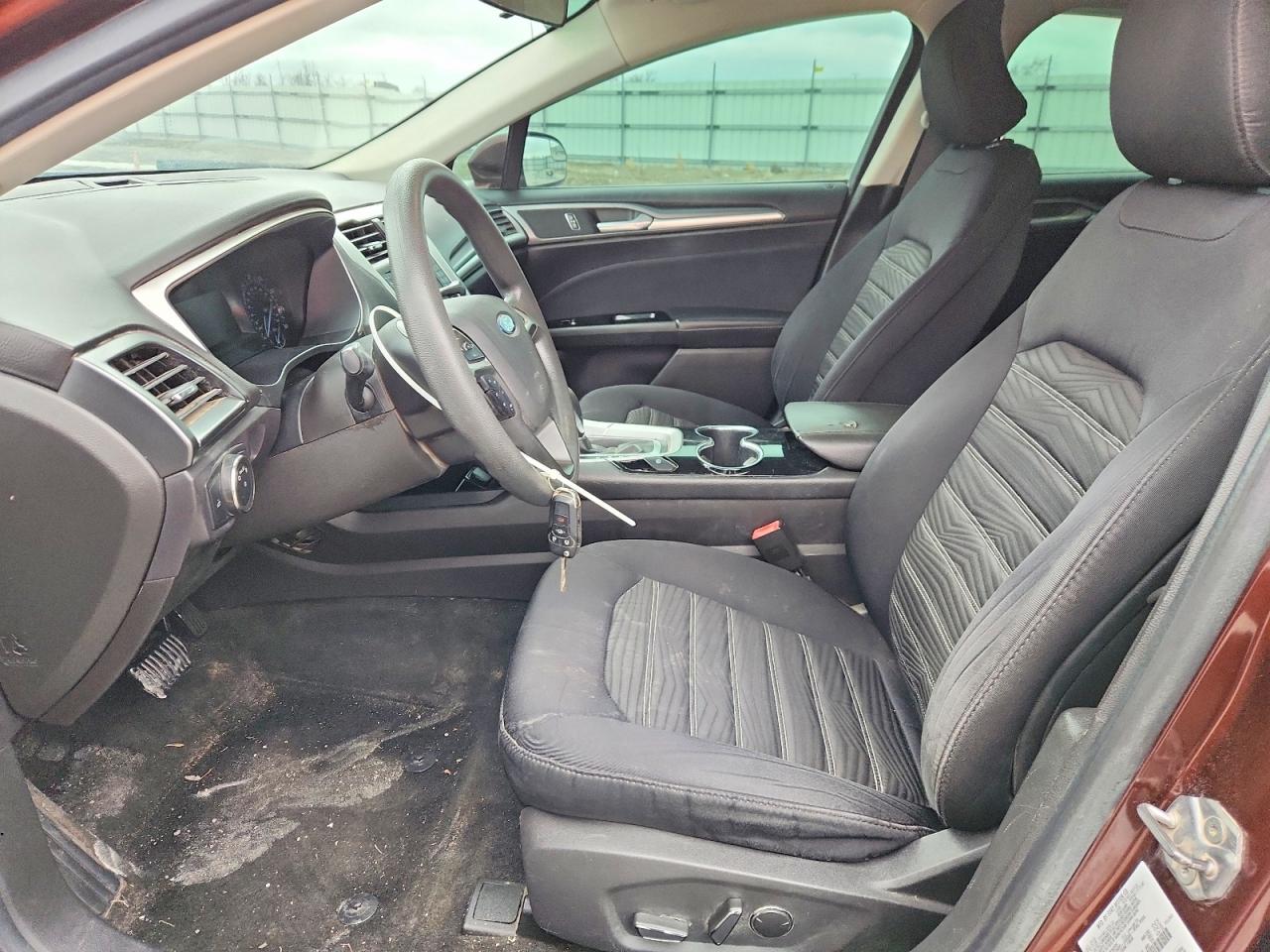 2016 FORD FUSION SE photo 13