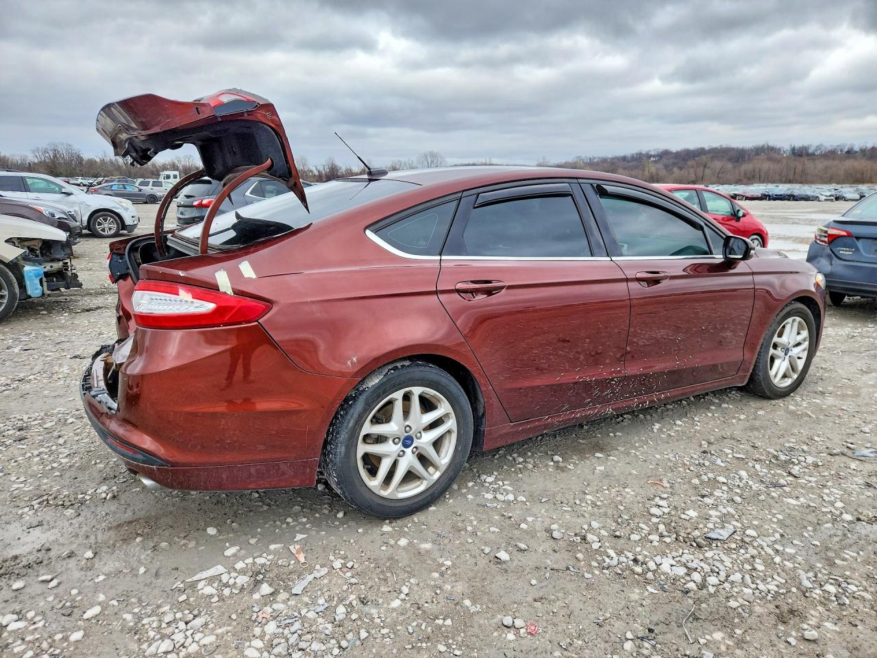 2016 FORD FUSION SE photo 5