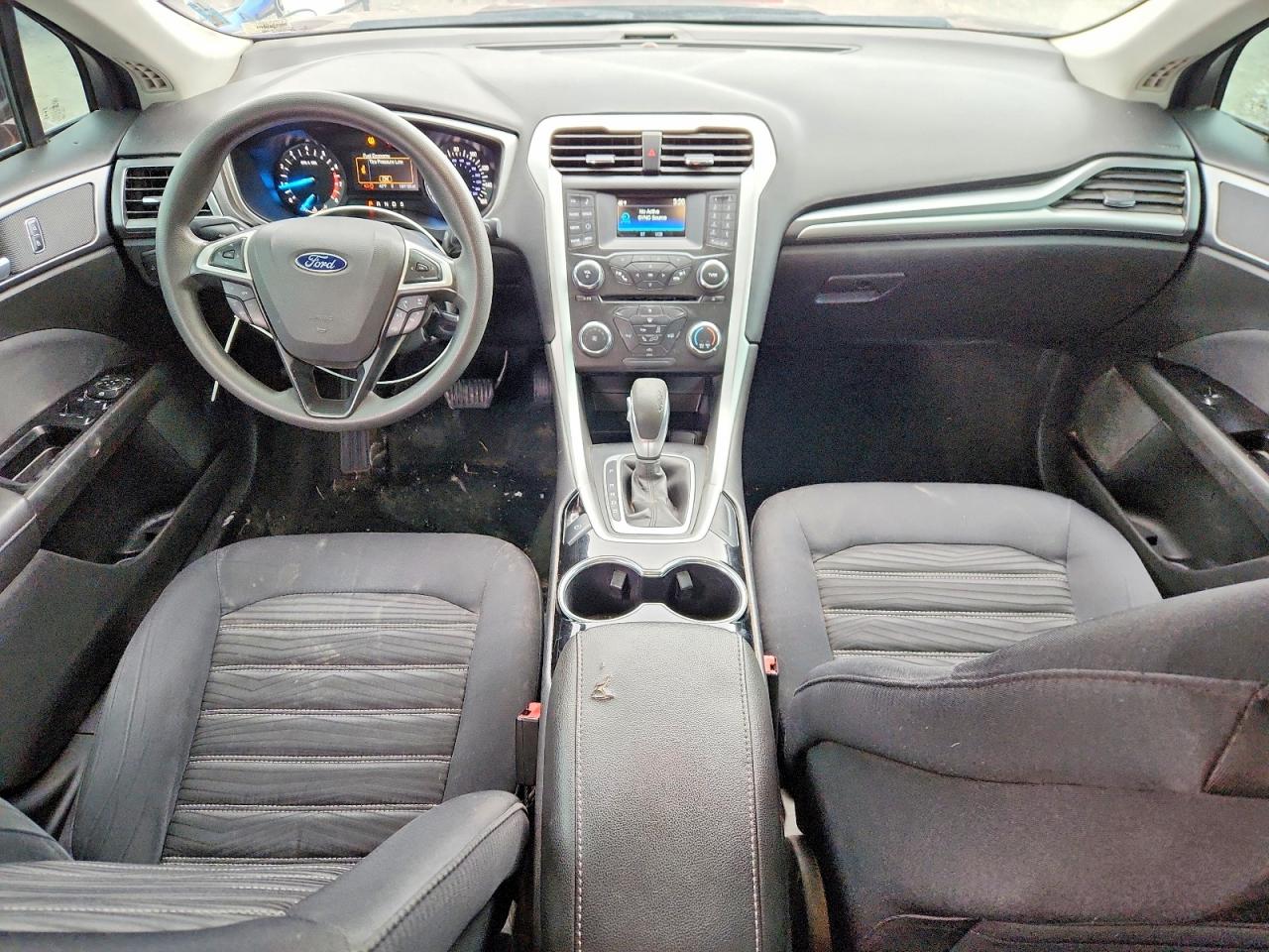 2016 FORD FUSION SE photo 15