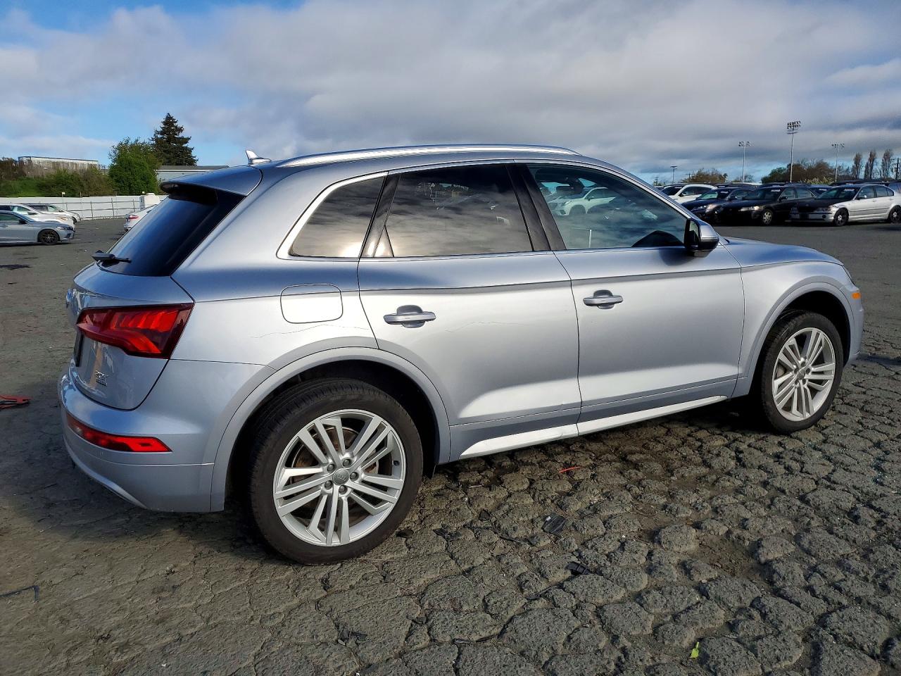 2018 AUDI Q5 PREMIUM PLUS photo 3