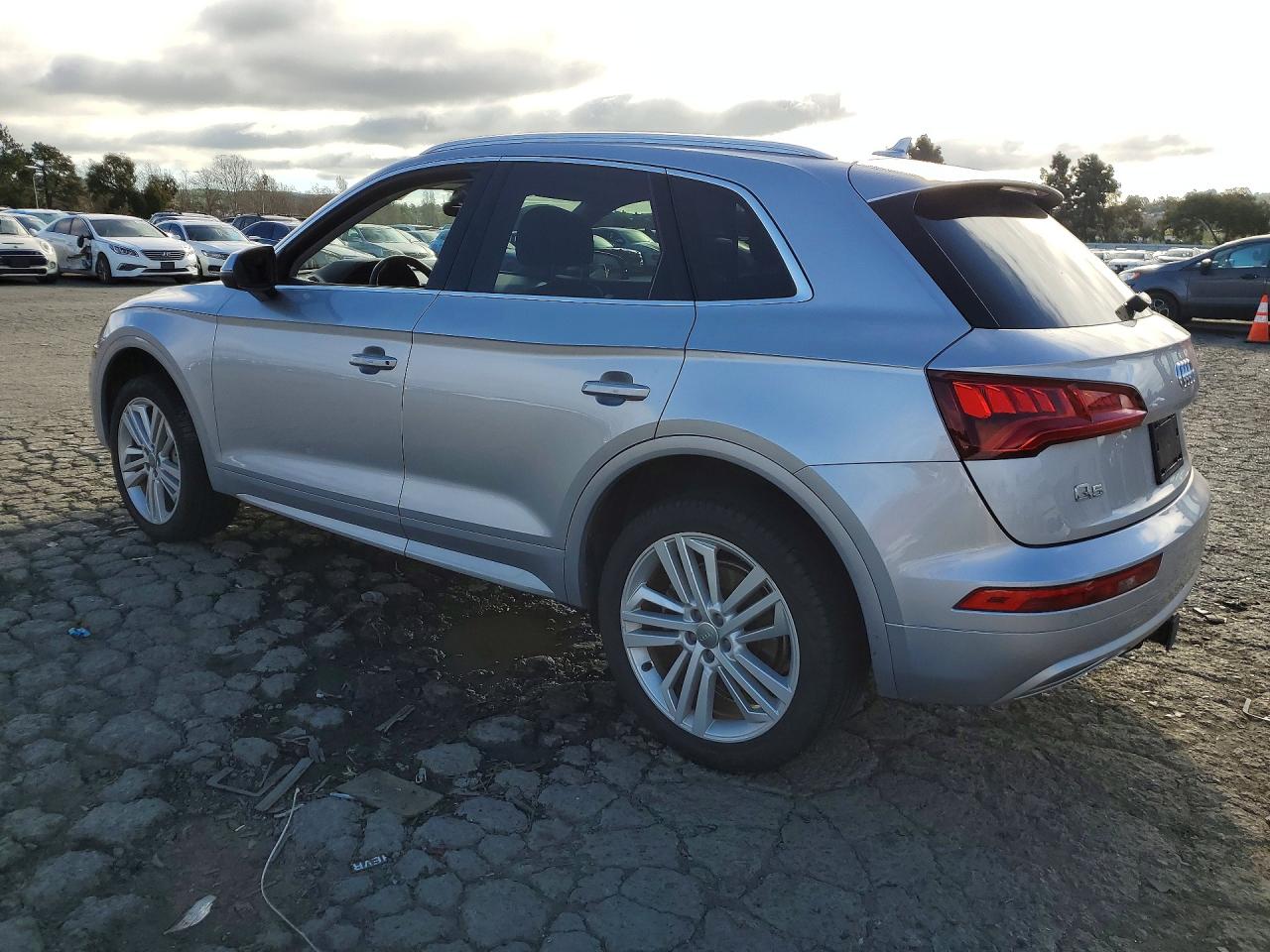 2018 AUDI Q5 PREMIUM PLUS photo 2