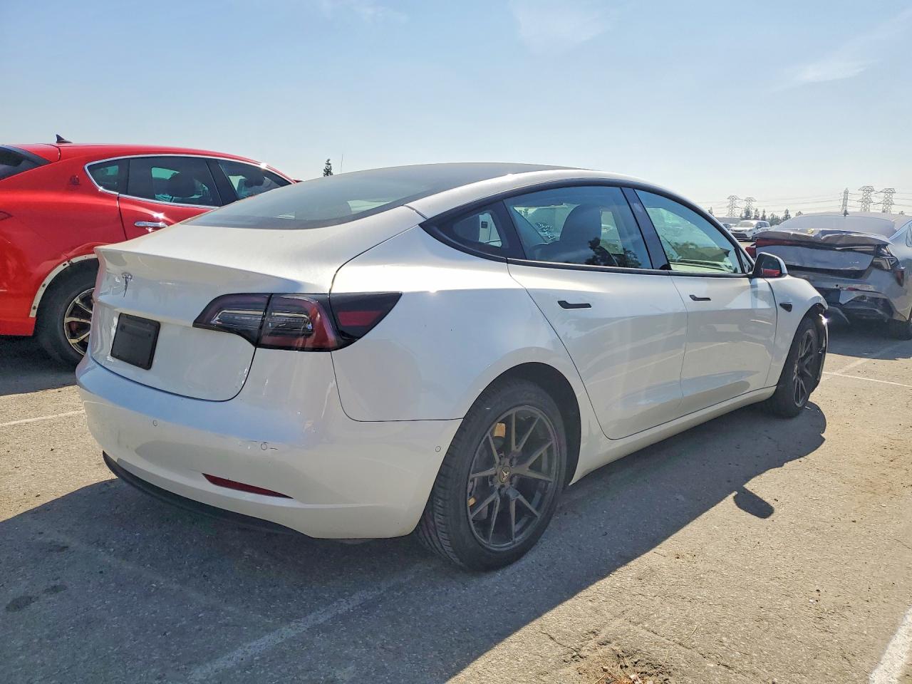 2022 TESLA MODEL 3 photo 5