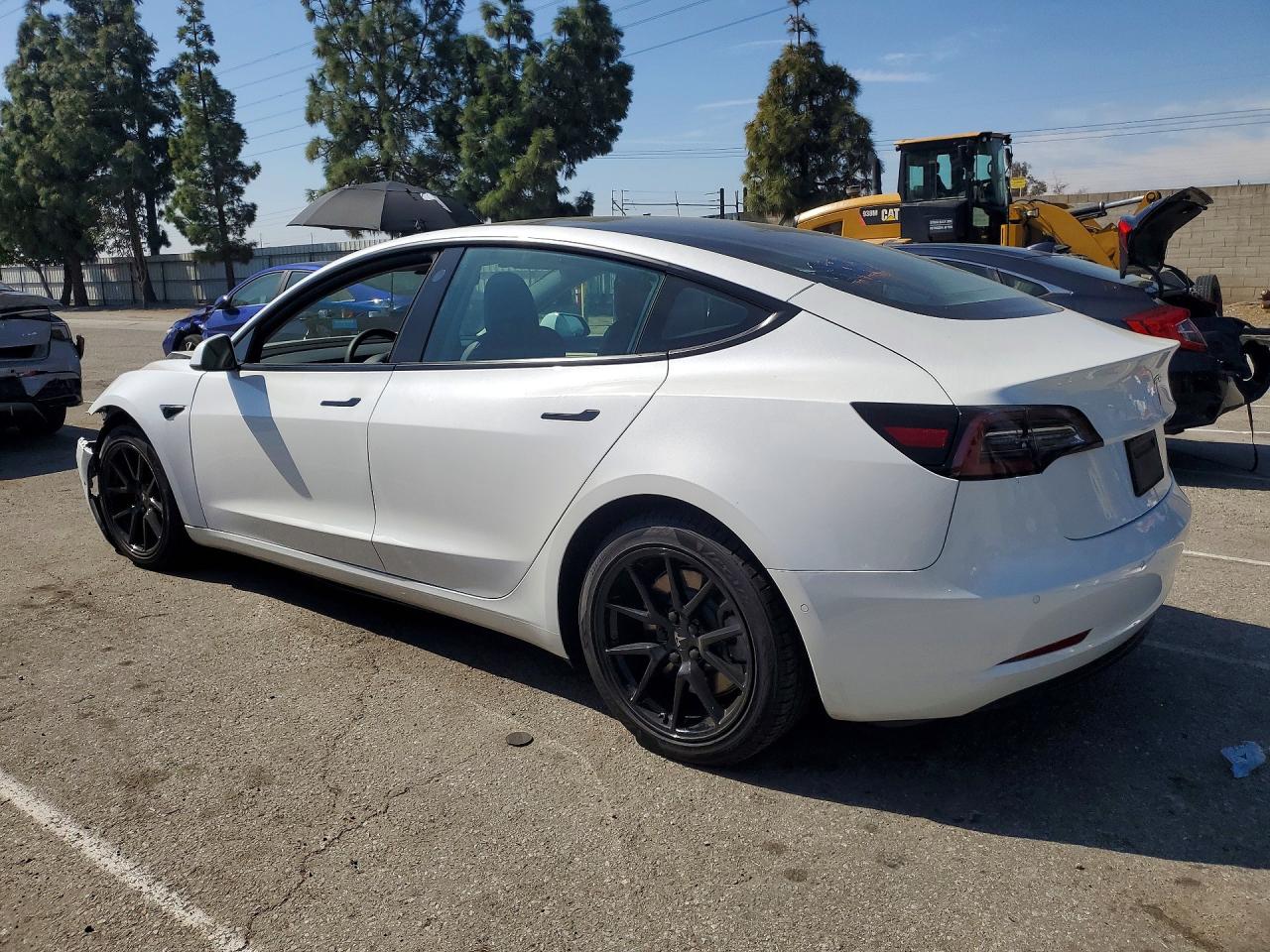 2022 TESLA MODEL 3 photo 3