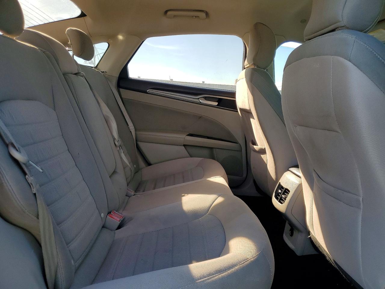 2017 FORD FUSION SE HYBRID photo 28
