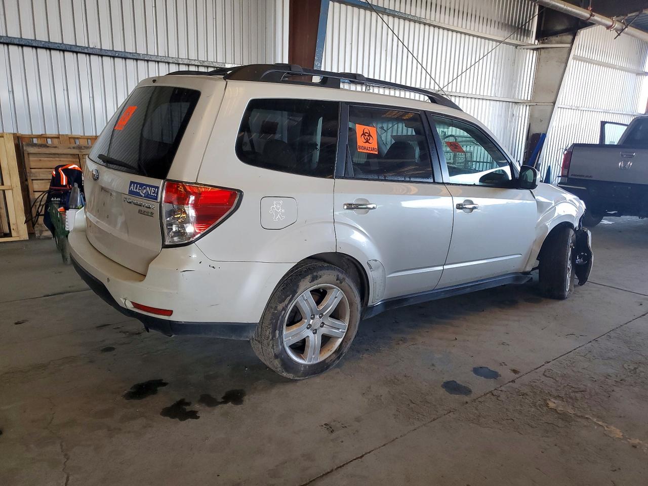 2010 SUBARU FORESTER 2.5X PREMIUM photo 3