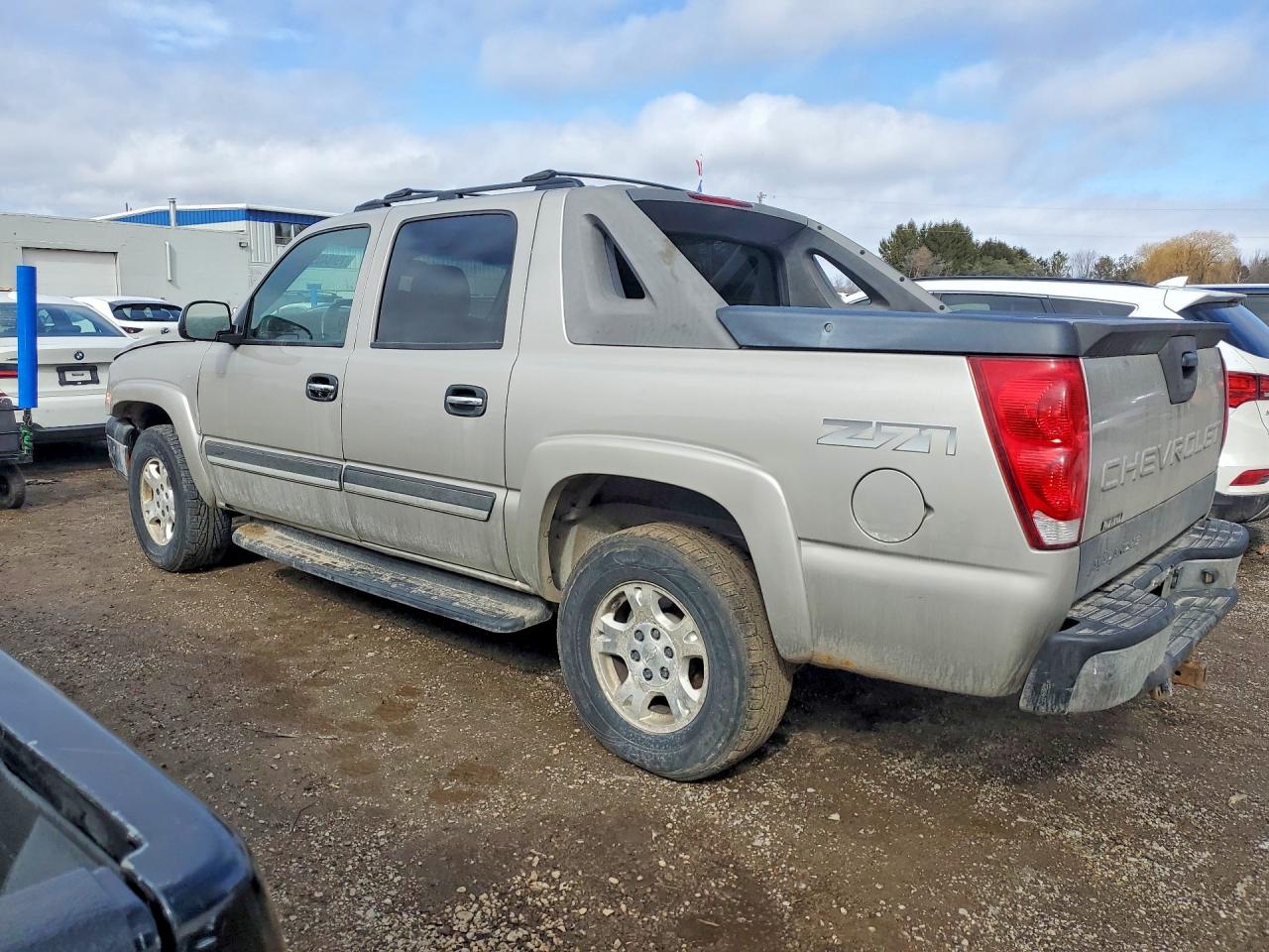 2006 CHEVROLET AVALANCHE K1500 photo 2