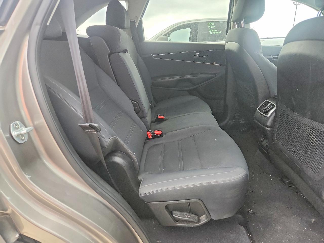 2016 KIA SORENTO LX photo 10