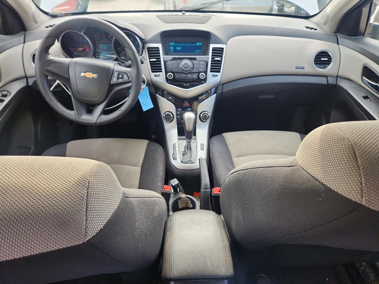 2016 CHEVROLET CRUZE LIMITED LS photo 22