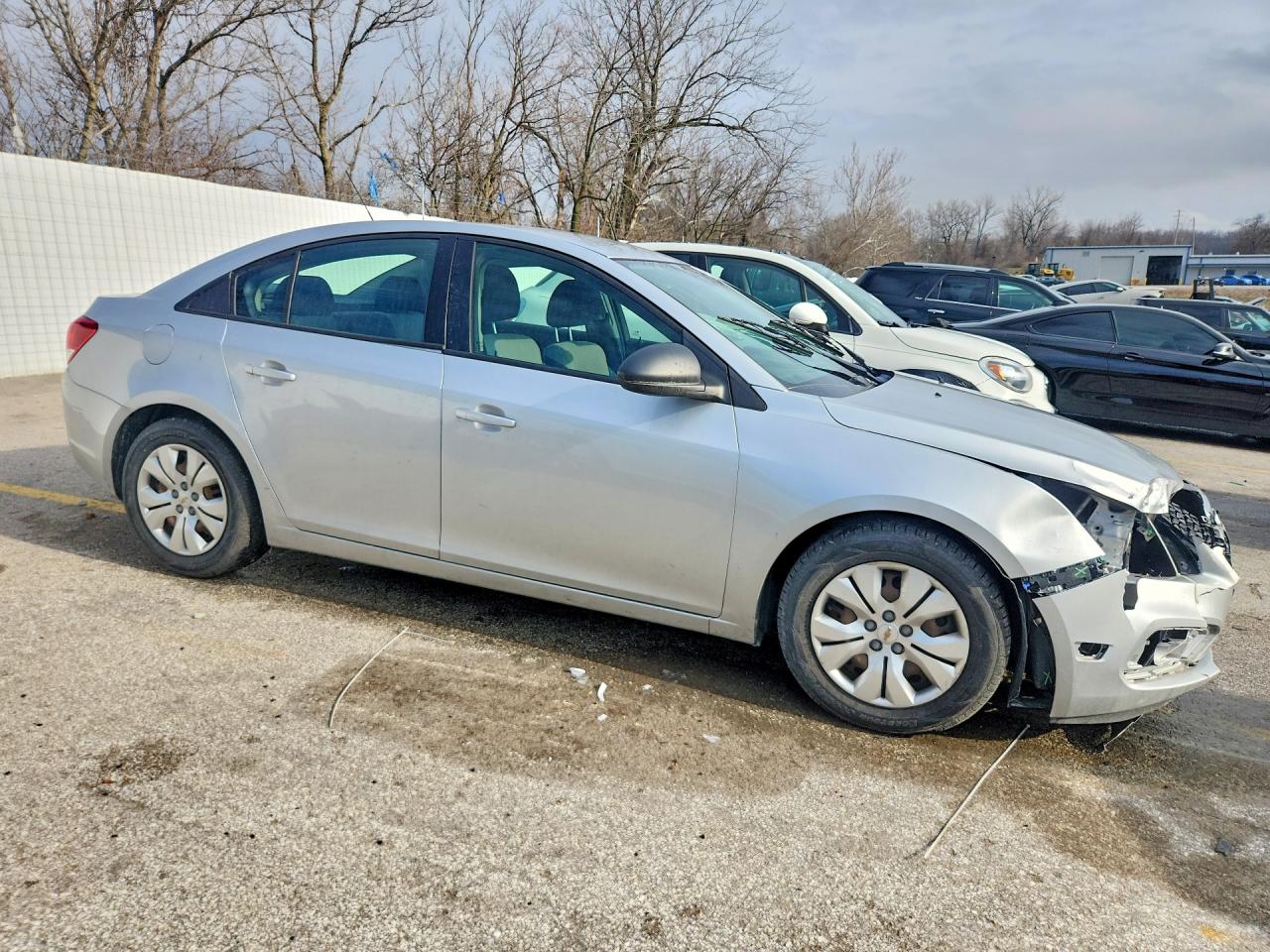 2016 CHEVROLET CRUZE LIMITED LS photo 10