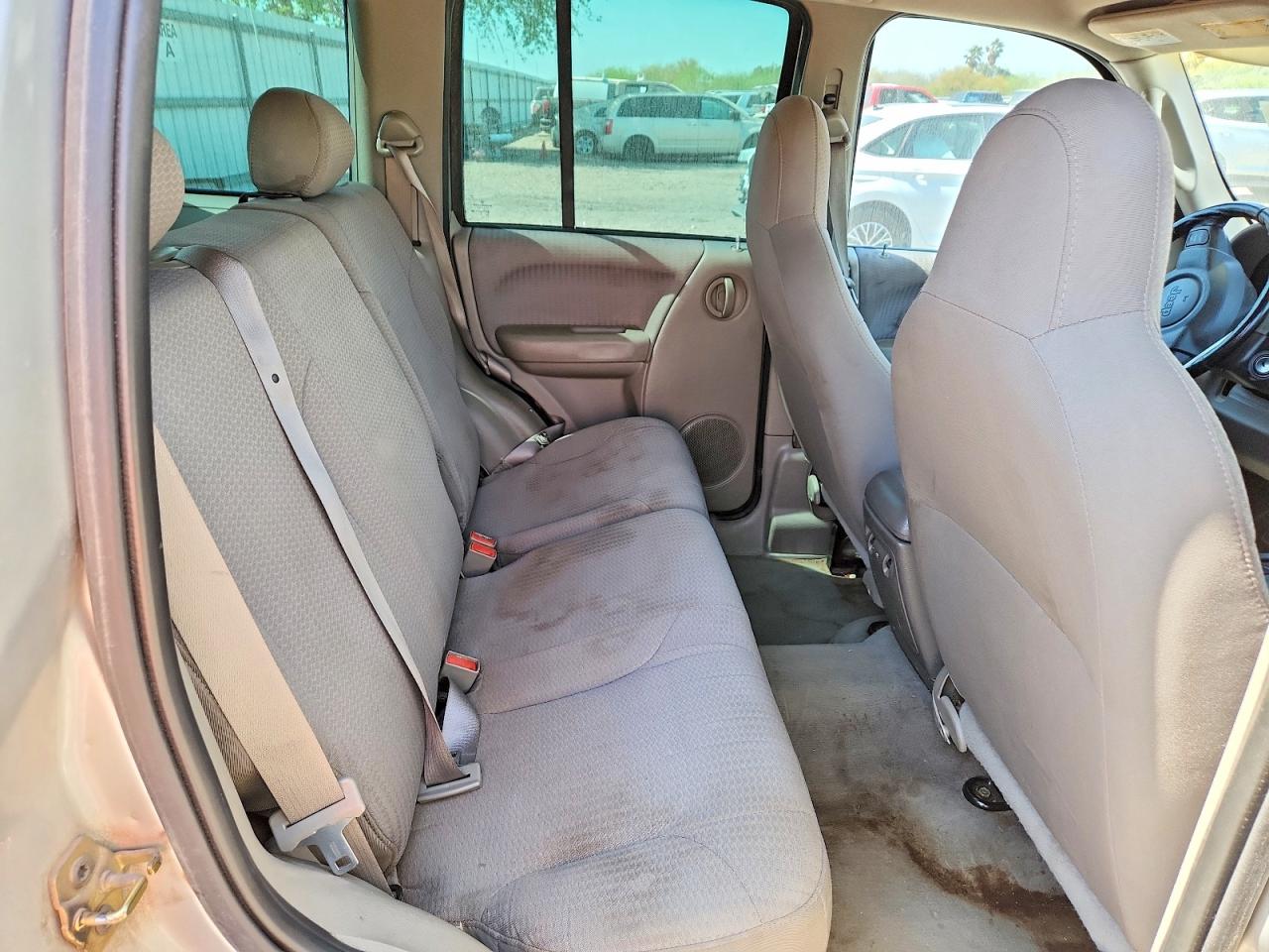 2002 JEEP LIBERTY SPORT photo 21