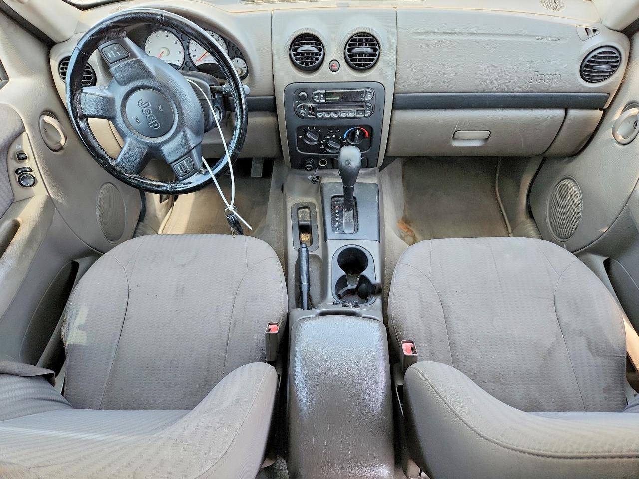 2002 JEEP LIBERTY SPORT photo 15