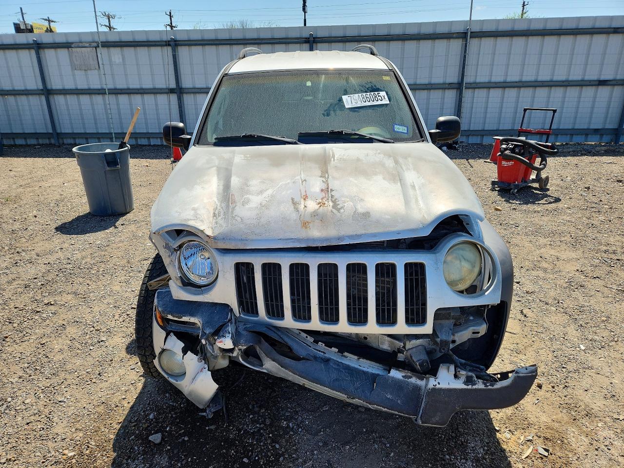 2002 JEEP LIBERTY SPORT photo 9