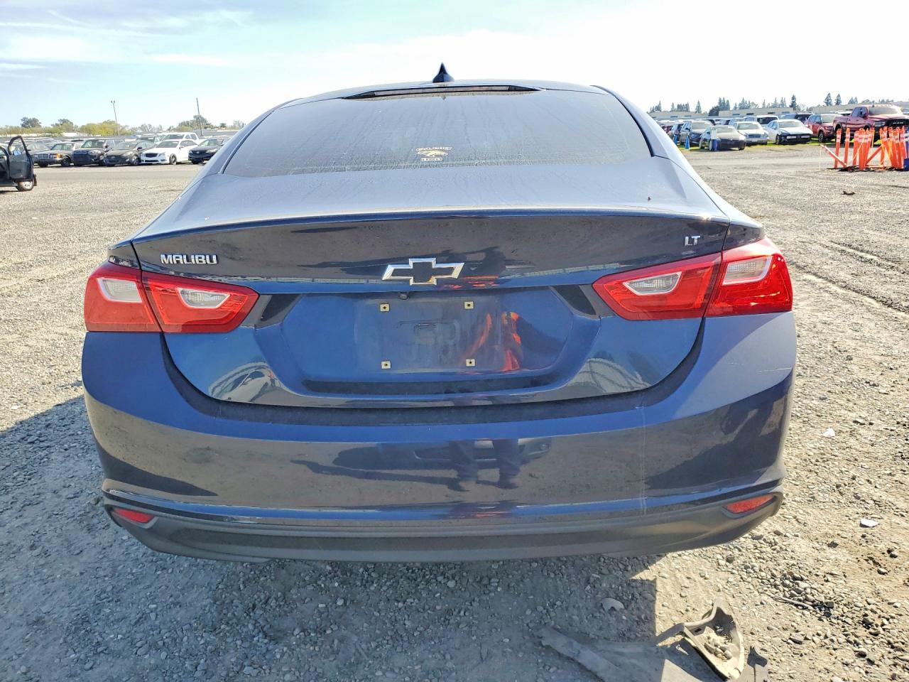2018 CHEVROLET MALIBU LT photo 6