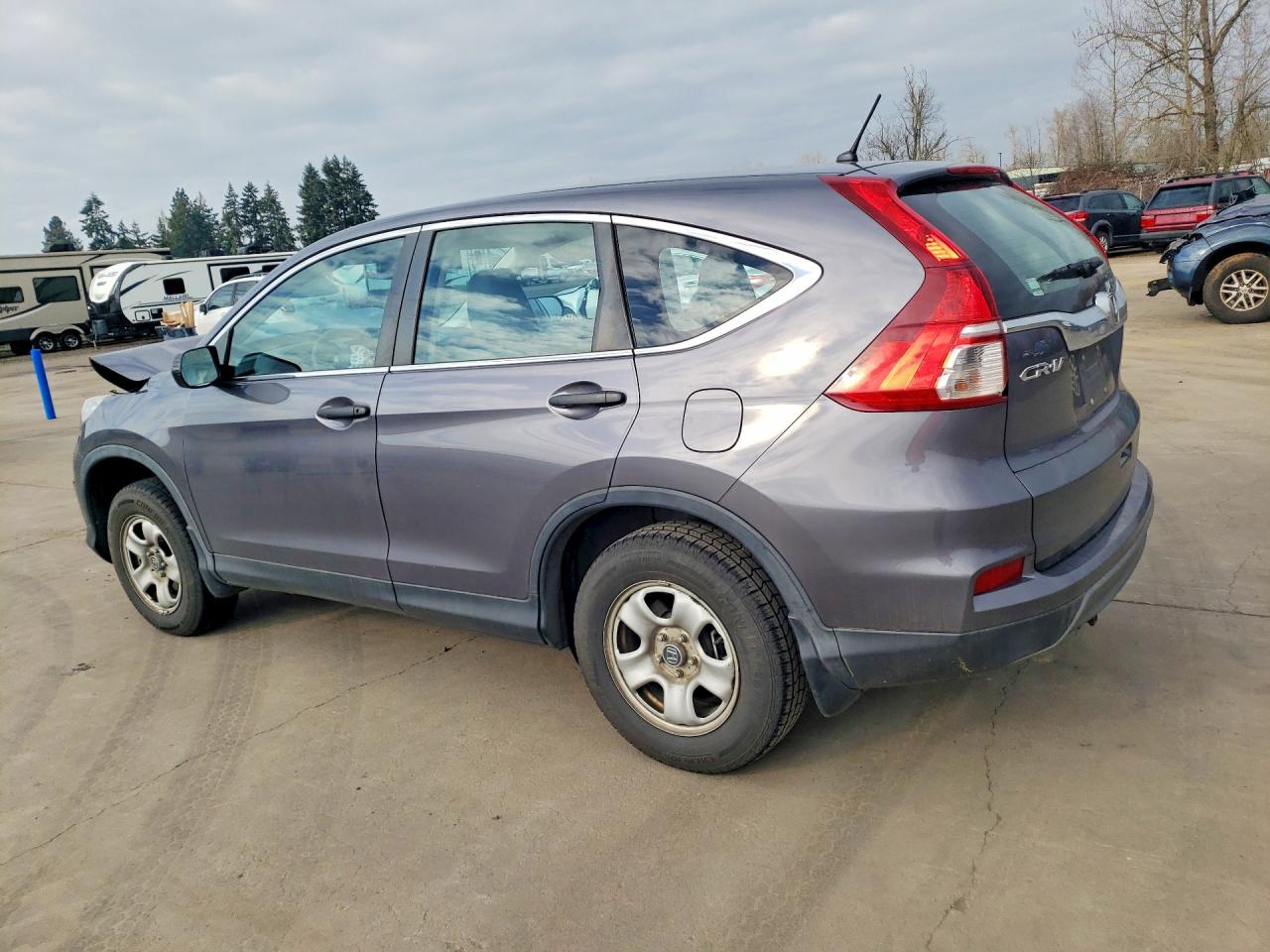 2015 HONDA CR-V LX photo 2
