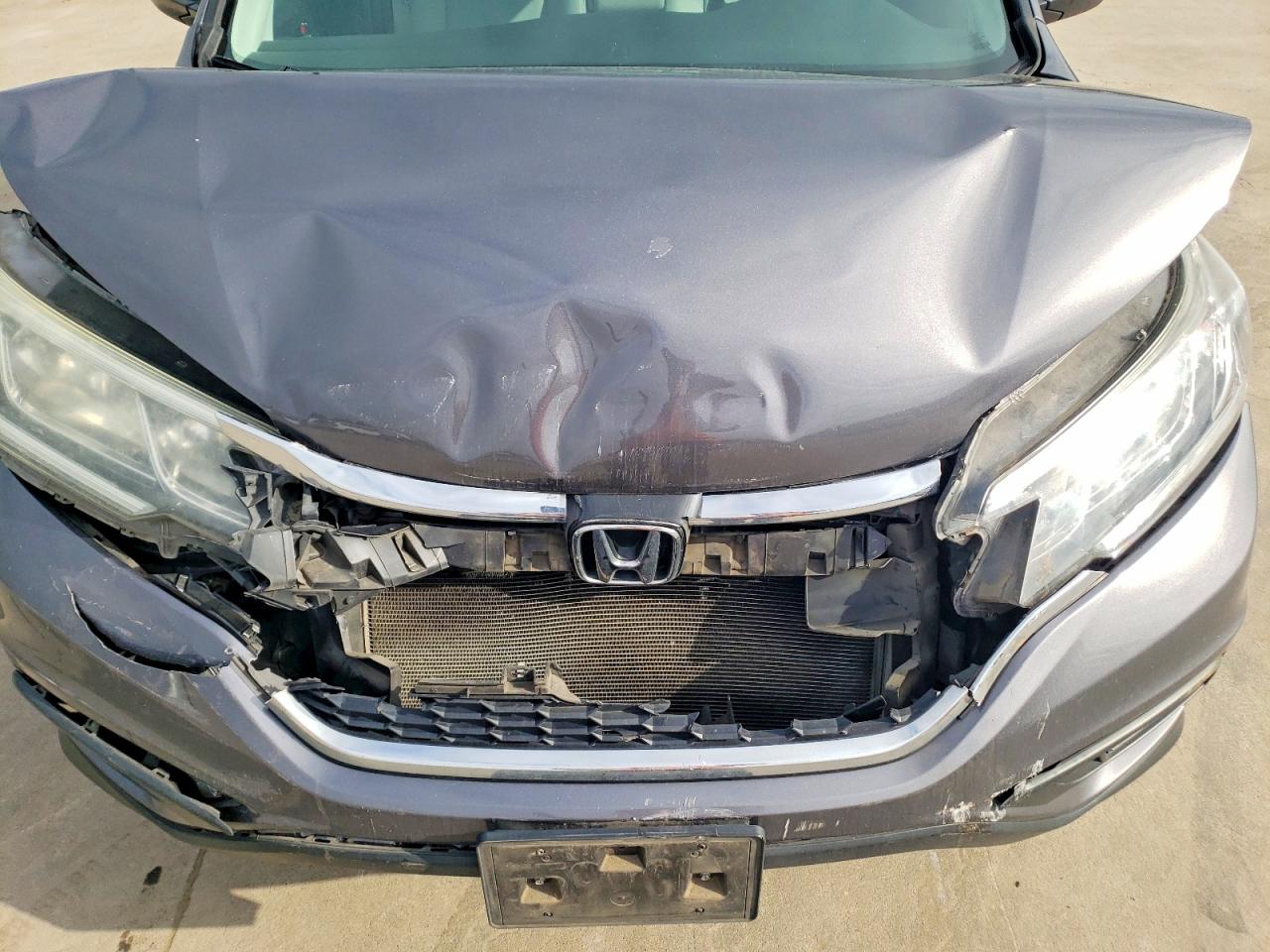 2015 HONDA CR-V LX photo 11