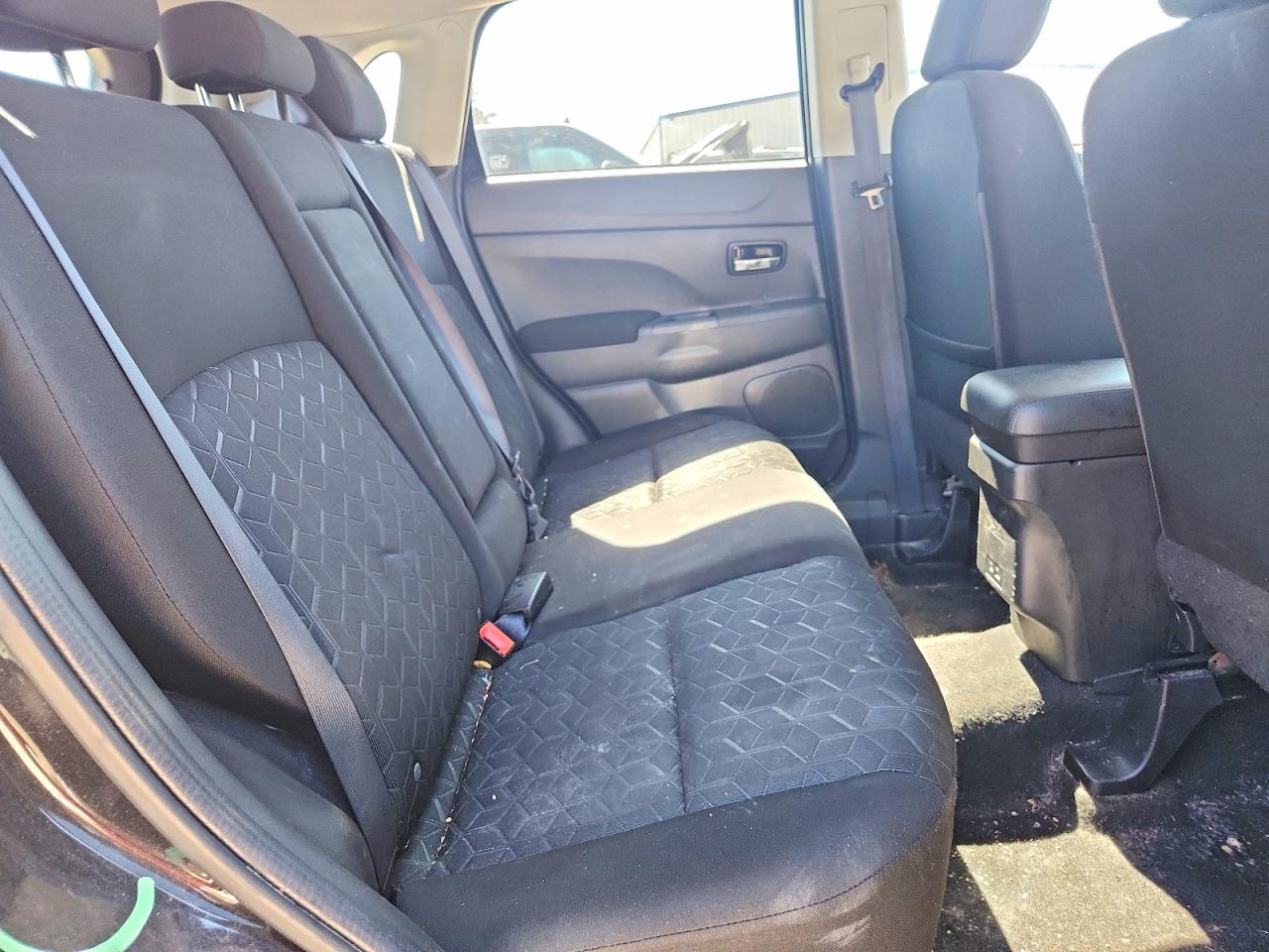 2022 MITSUBISHI OUTLANDER SPORT ES photo 21