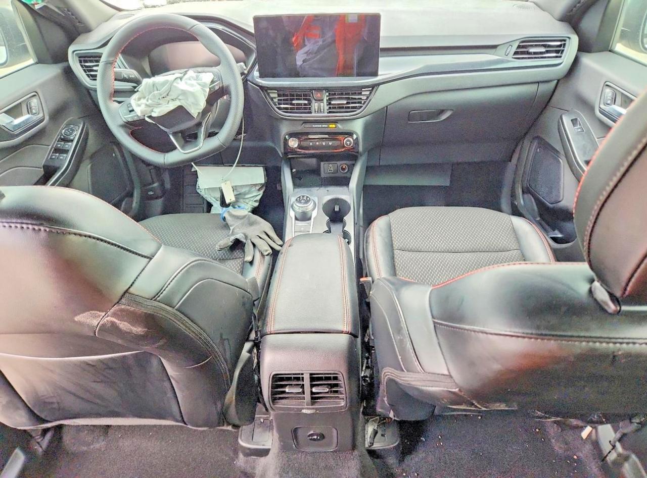 2025 FORD ESCAPE ST LINE photo 8