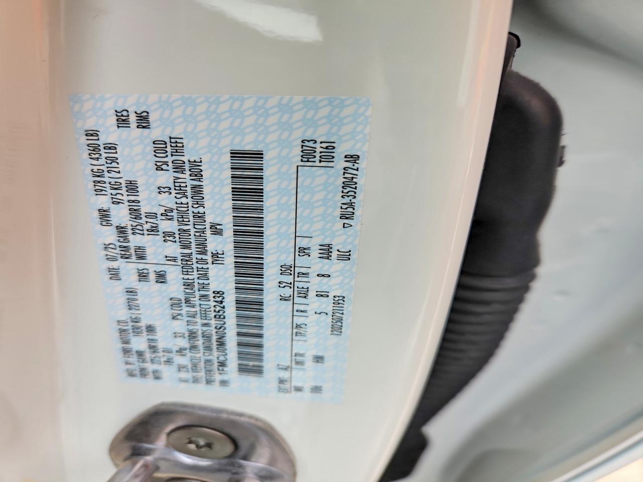 2025 FORD ESCAPE ST LINE photo 14