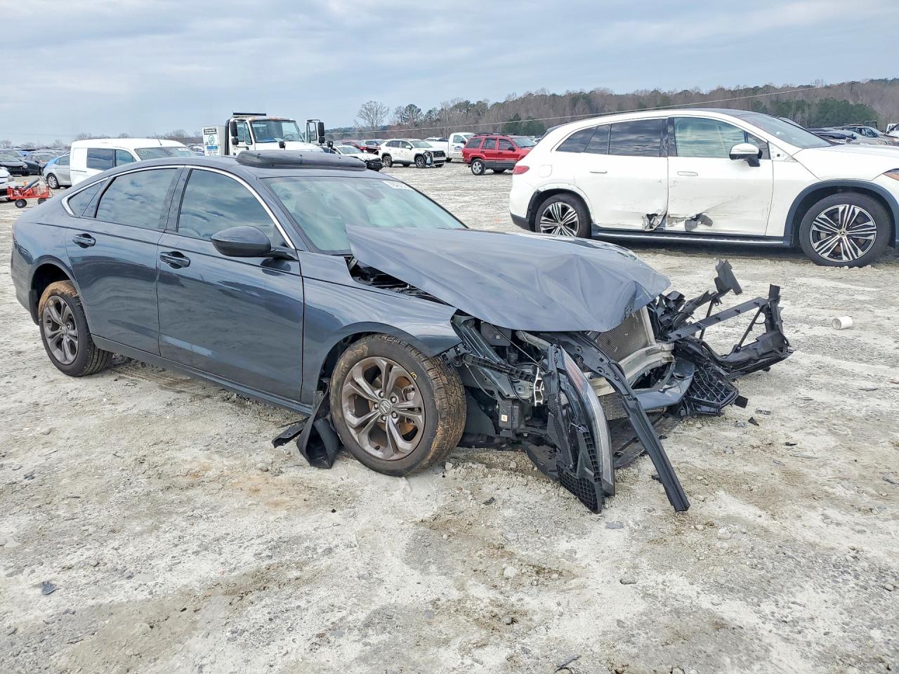 2024 HONDA ACCORD EX photo 10