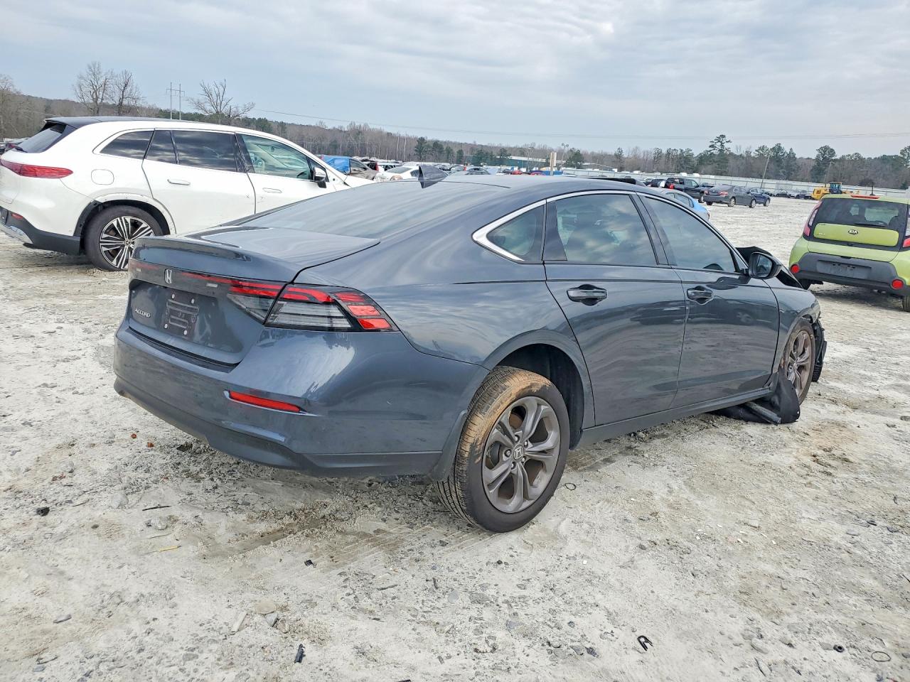 2024 HONDA ACCORD EX photo 7