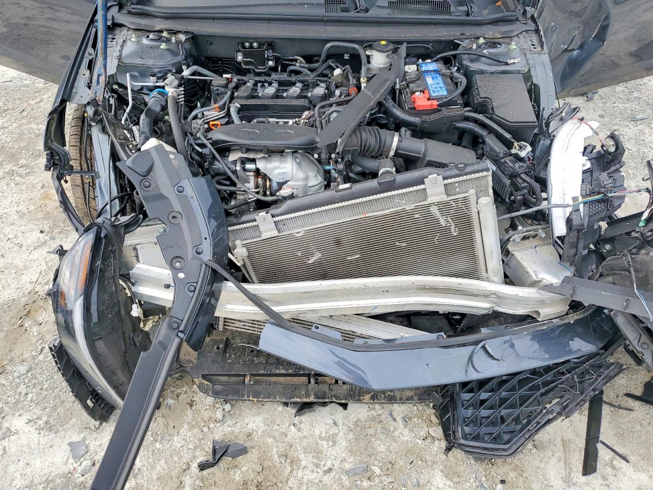 2024 HONDA ACCORD EX photo 31