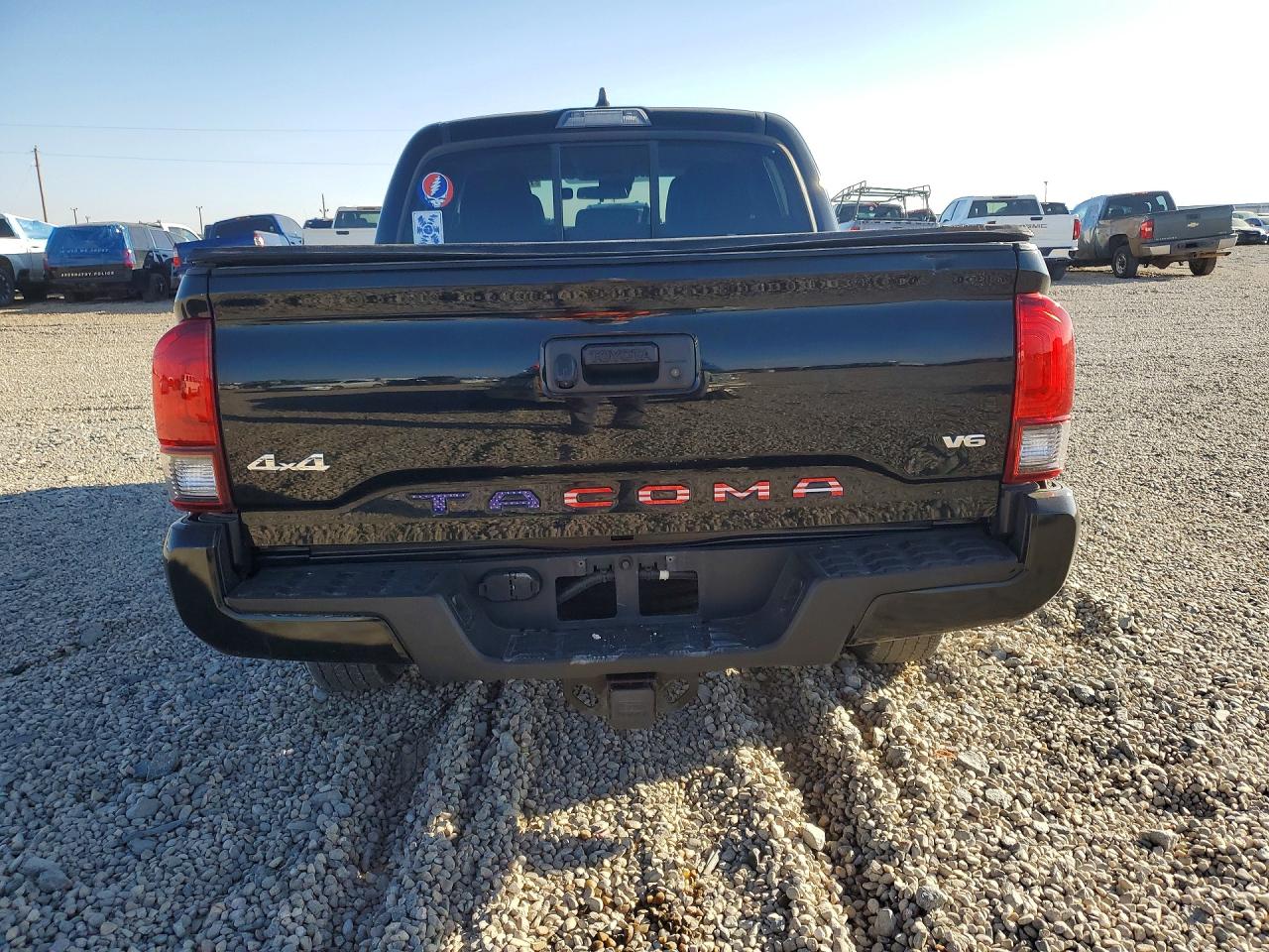 2022 TOYOTA TACOMA SR V6 photo 11